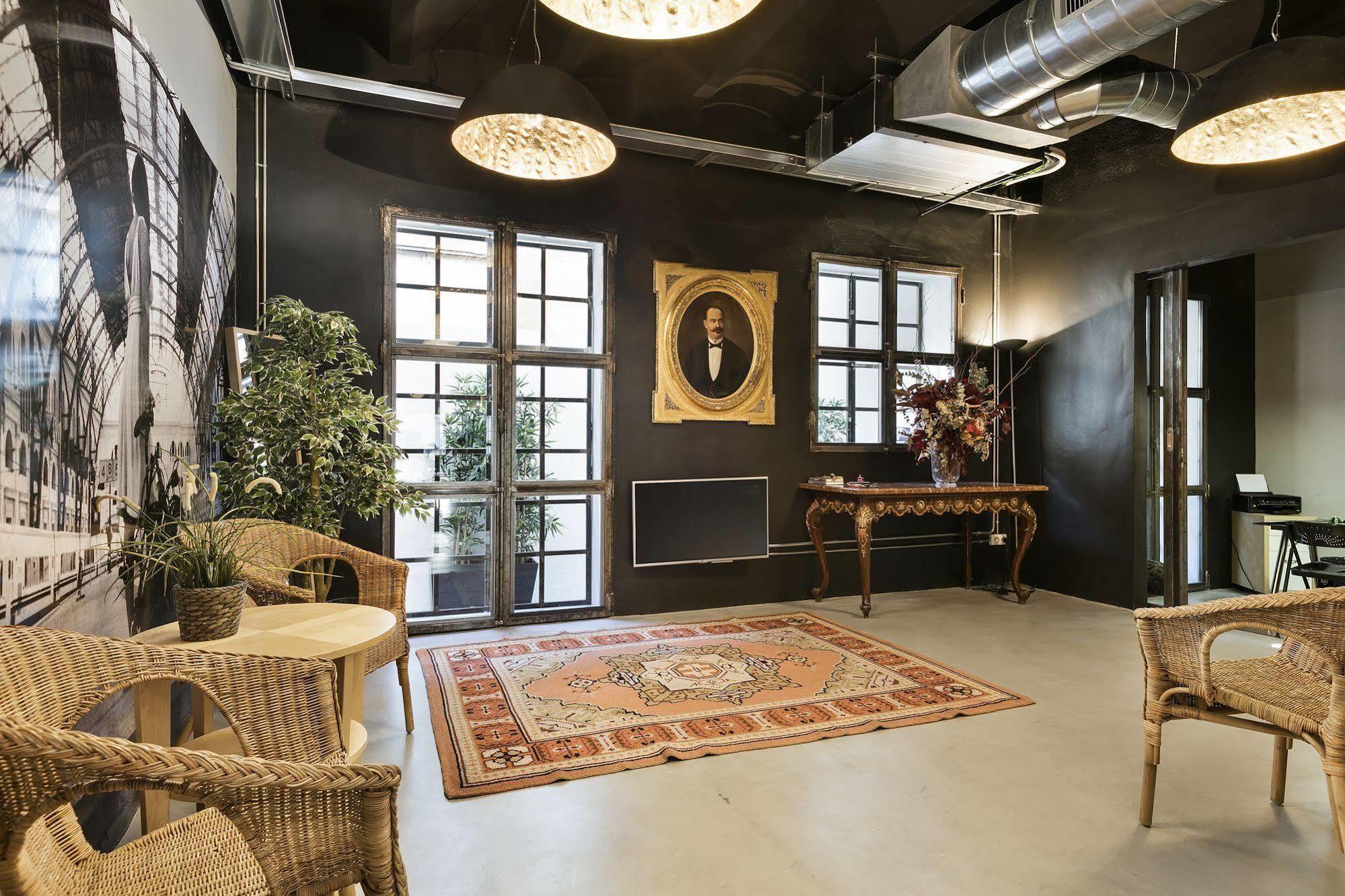 Fira Apartments By Gaiarooms Barcelona Luaran gambar