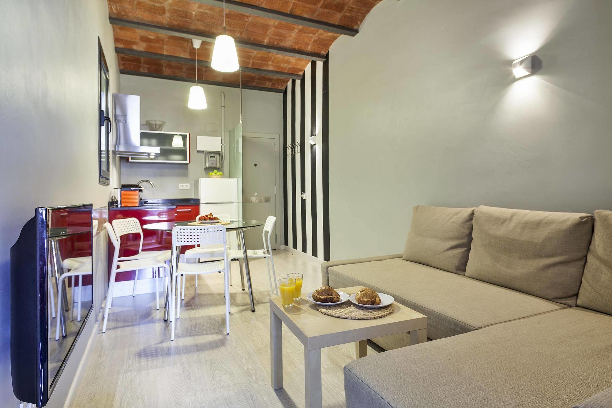Fira Apartments By Gaiarooms Barcelona Luaran gambar