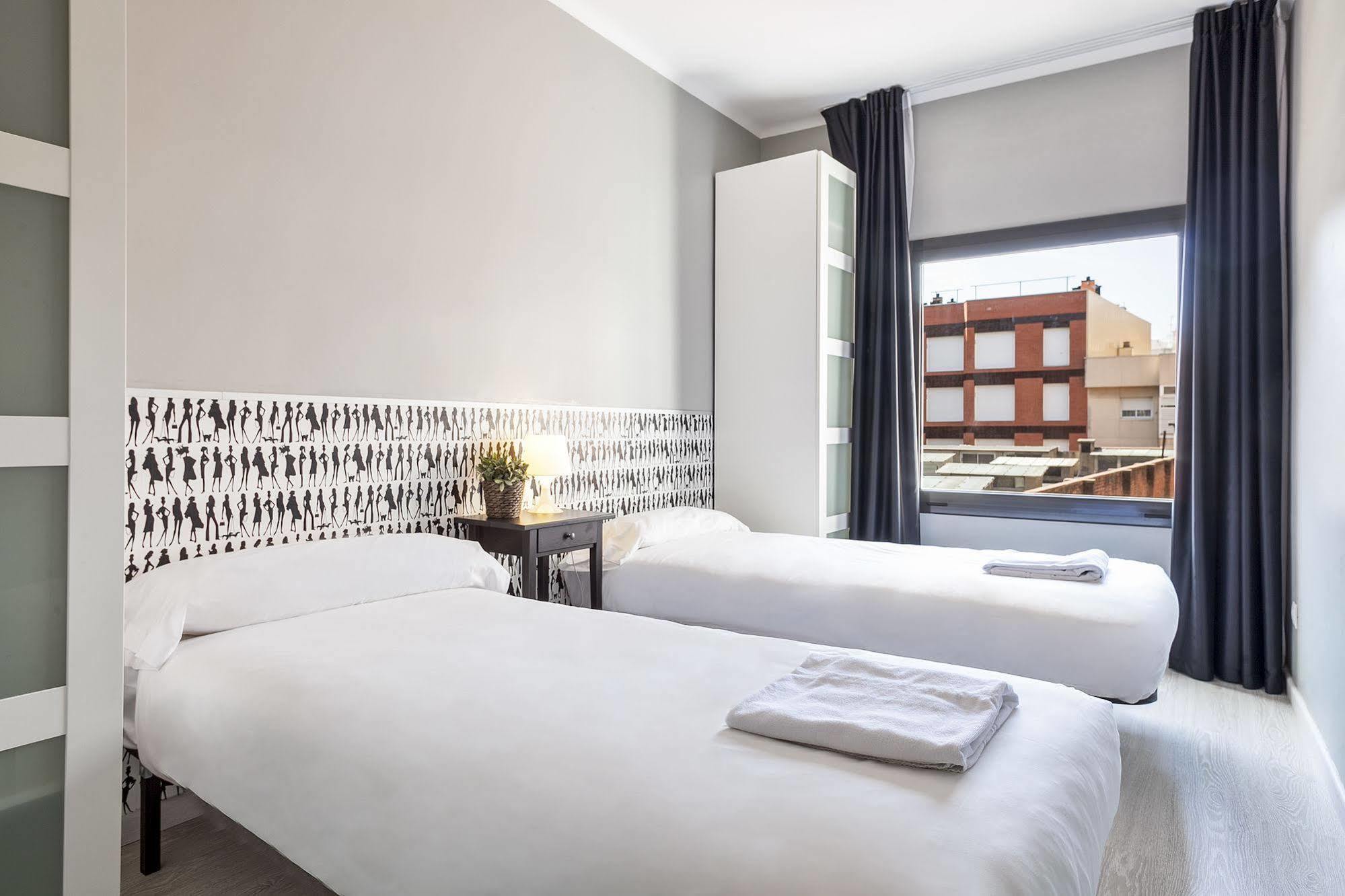 Fira Apartments By Gaiarooms Barcelona Luaran gambar