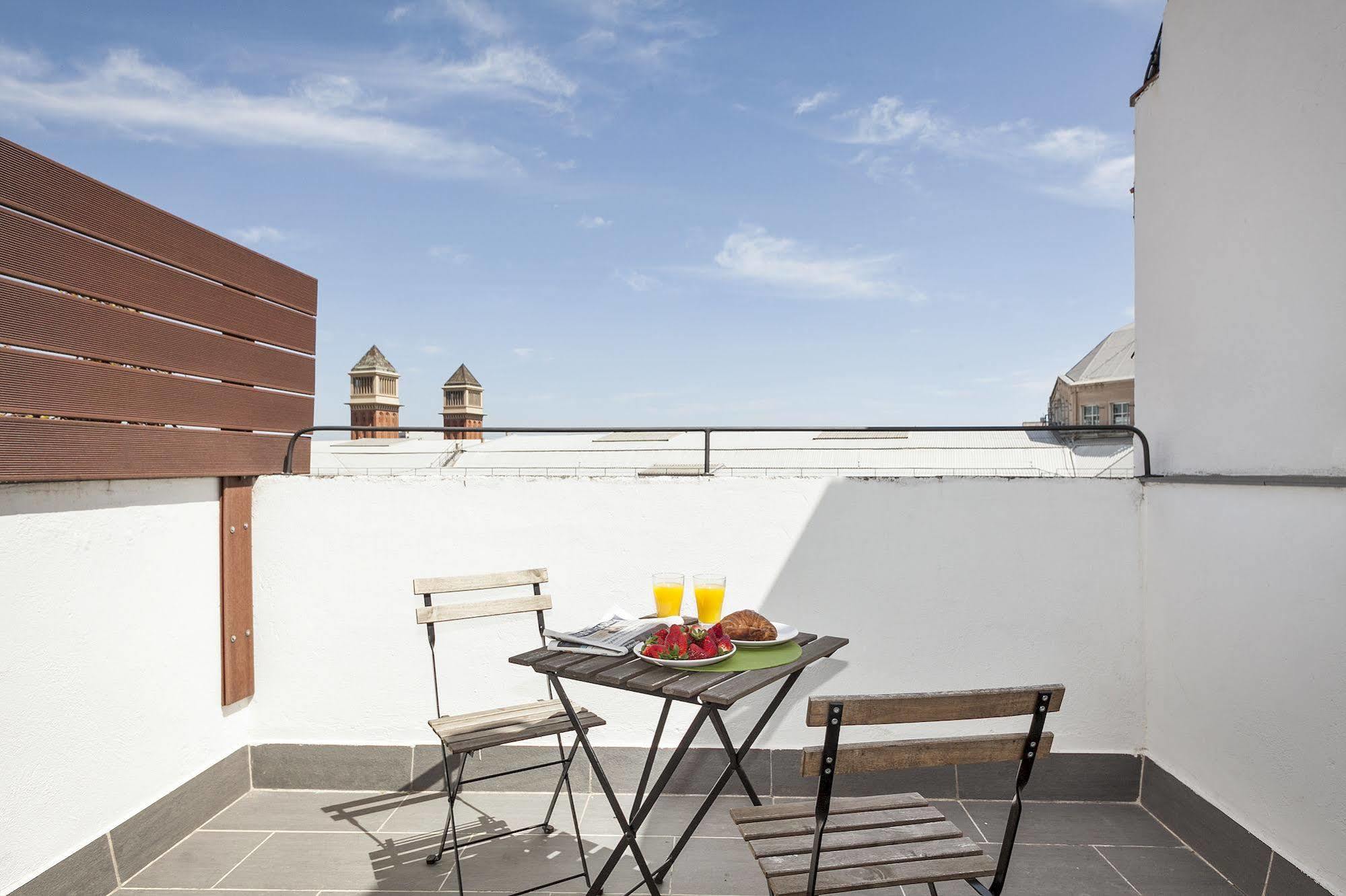 Fira Apartments By Gaiarooms Barcelona Luaran gambar
